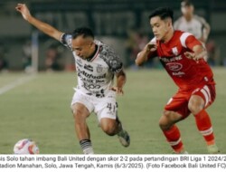 Persis Solo tahan imbang Bali United dengan skor 2-2