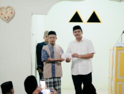 Warga Bajiminasa, Sambut Bupati Bantaeng Saat Safari Ramadhan