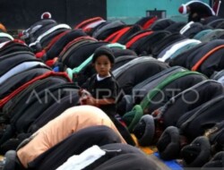 Jamaah An-Nadzir Gowa rayakan Lebaran Idul Fitri 1446 lebih awal.
