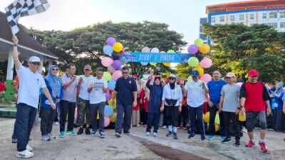Meriahkan Hardiknas, Bantaeng Bersatu dalam Jalan Sehat dan Donor Darah