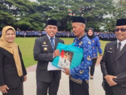 Bupati Wajo Serahkan SK CPNS dan P3K Formasi 2024, 168 ASN Diganjar Penghargaan Khatam Al-Qur’an
