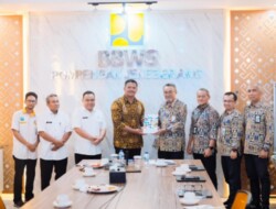 Bupati Bantaeng Serahkan Proposal Pembangunan Irigasi