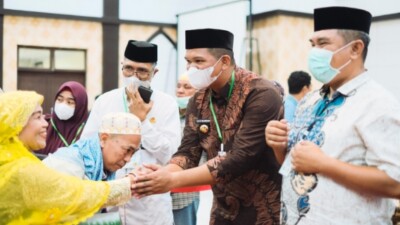 Daftar Tunggu Haji Terlama di Dunia, Bupati Uji Nurdin Lobi Kemenag untuk Tambah Kuota