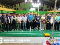 Bupati Bantaeng, M. Fathul Fauzy Nurdin, membuka secara resmi Turnamen Bulu Tangkis Bupati Bantaeng Cup 2025