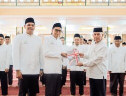 Prof. Nurdin Abdullah Pimpin Kepengurusan Masjid Agung Syekh Abdul Gani
