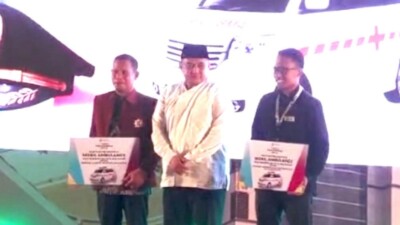 Terima Bantuan Ambulans dari Walikota Makassar, Begini Pesan Kiai Sudirman