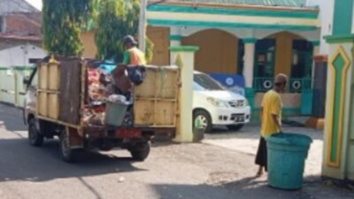 Sampah Menumpuk Seminggu di BTN Arakeke, DLH Bantaeng Kerahkan Armada Pengangkut