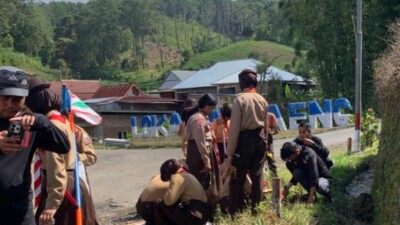 Bakti Sosial Jambore Nasional XII: Menanam Bunga, Menuai Harapan di Bantaeng