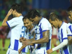 Persib Bandung Tunjukkan Dominasi, Tekan Borneo FC ke Puncak Klasemen