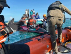 Perahu Terbalik, Ari 40 Tahun Dicari Basarnas Bone