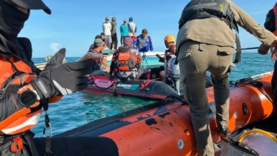 Perahu Terbalik, Ari 40 Tahun Dicari Basarnas Bone