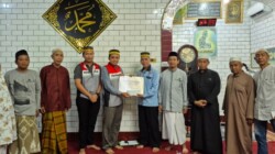 Pertamina Berkah Reg VII Salurkan Bantuan untuk Masjid Nurun Nubuwah dan Panti Asuhan Al Mukarramah di Ujung Tanah