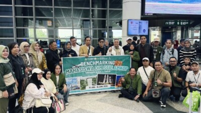 STIE Amkop Makassar Bawa Doktor Muda Jelajah Malaysia Singapura