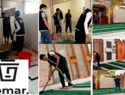 KOMAR Makassar Bersihkan Masjid Nurul Khalifah Samata Gowa