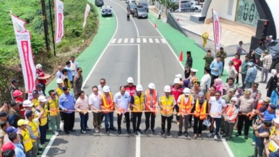 Gubernur Resmikan Jalan Paleteang–Malimpung–Kabere